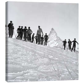 Canvastavla Skiers in front of the Matterhorn, Switzerland, 1941