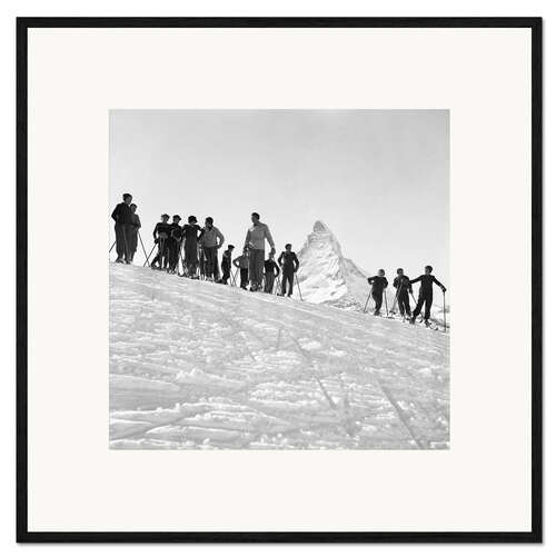 Framed art print Skiers in front of the Matterhorn, Switzerland, 1941