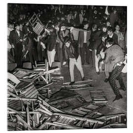 Acrylglasbild Konzertbesucher demolieren die Sitze beim Konzert der Rolling Stones, Zürich, 1967