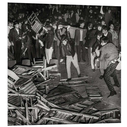 PVC-taulu Concert-goers demolish the seats at Rolling Stones concert, Zurich, 1967