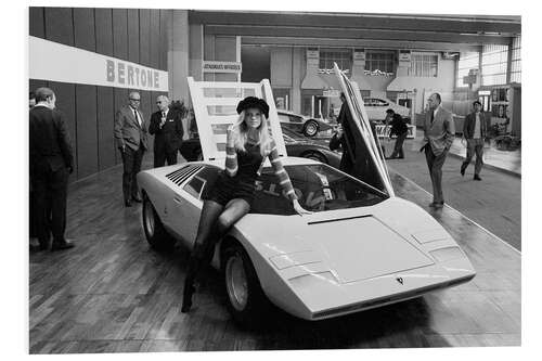 PVC-taulu A model with Lamborghini Bertone 500 at the Geneva Motor Show, 1971