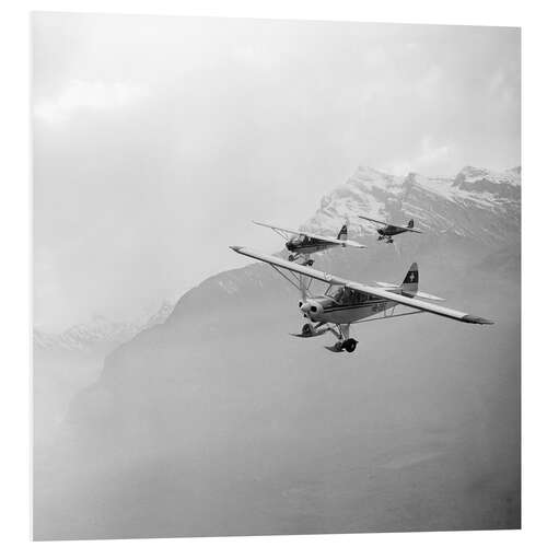 Obraz na PCV Swiss glacier pilots in Piper Super Club aircraft, 1960