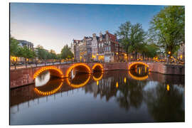 Cuadro de aluminio Bridge with lights in Amsterdam, Netherlands - George Pachantouris