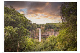 Hartschaumbild Chamarel-Wasserfall im Sonnenuntergang, Mauritius, Afrika