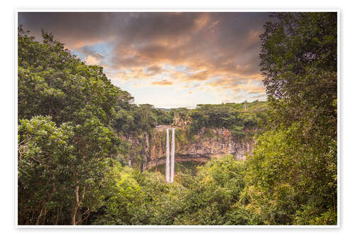 Plakat Chamarel waterfall at sunset, Mauritius, Africa