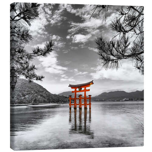 Canvas print Vermilion Gate of Itsukushima Shrine on Miyajima