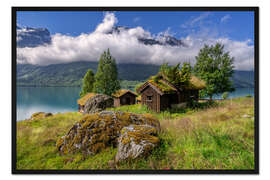 Gerahmter Kunstdruck Urige Almhütten Breng Seter, See Lovatnet, Norwegen
