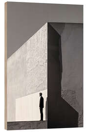 Cuadro de madera Man in front of modernist building - Peter Roder