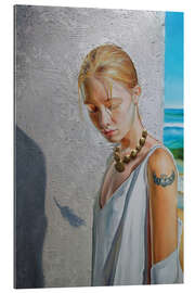 Gallery Print Mädchen mit goldener Muschelkette