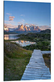 Print på aluminium Cuernos del Paine, Torres Del Paine National Park, Chile - Jan Christopher Becke