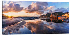 Tableau sur toile Sunset on the Devil's Teeth, Senja Island, Norway