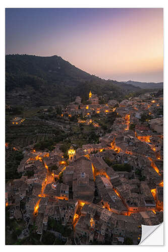 Vinilo para la pared Valldemossa at dusk, Mallorca