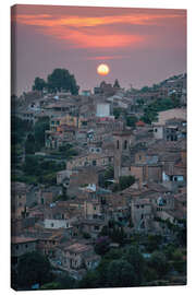 Leinwandbild Valldemossa bei Sonnenuntergang, Mallorca - Martin Podt