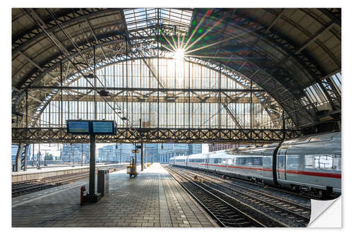 Naklejka na ścianę Sunlight in the train station