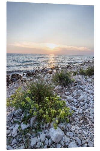 Acrylglasbild Kieselstrand und Sonnenuntergang in Kroatien