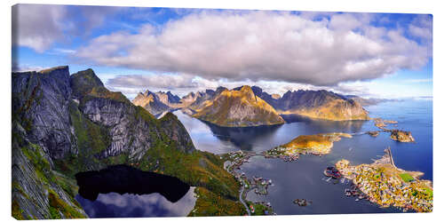 Canvas-taulu Mount Reinebringen and Reinefjord, Lofoten, Norway