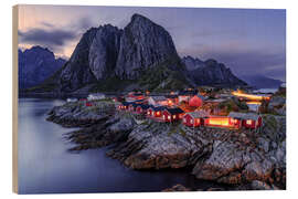 Stampa su legno Evening in the fishing village of Hamnoy, Lofoten, Norway