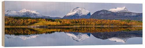 Holzbild Herbst an der Helgelandsküste in Norwegen