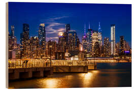 Tableau en bois Midtown Manhattan skyline with full moon - Melanie Viola