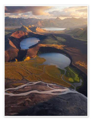 Póster Aerial view over the Highlands of Iceland