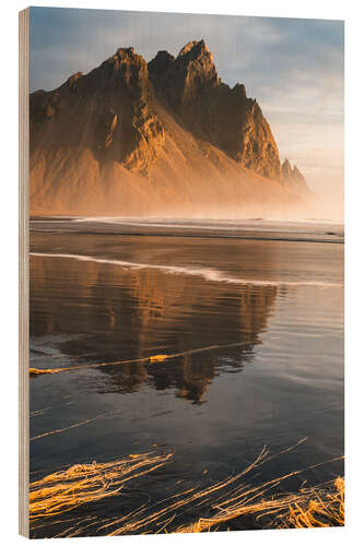 Trätavla Sunrise on the beach in Iceland