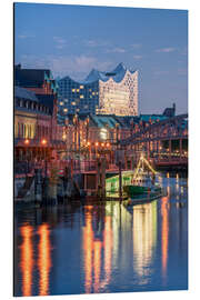 Aluminium print Elbphilharmonie and Speicherstadt in the evening - Jan Christopher Becke