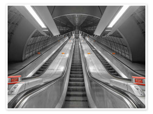 Póster Escalator at subway station in London