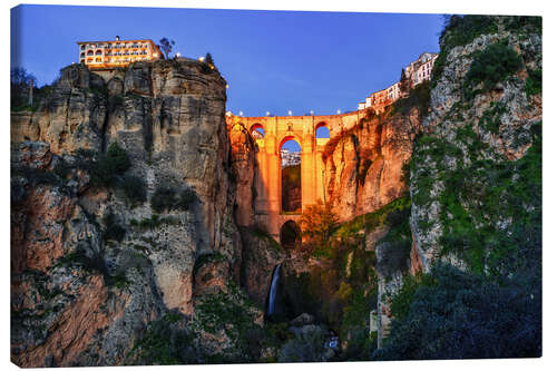 Lienzo Blue hour over Ronda, Andalusia, Spain