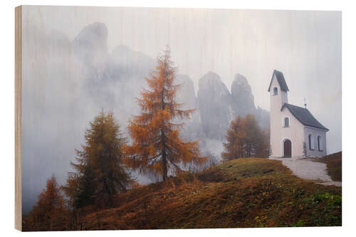 Holzbild Kirche in den stimmungsvollen Dolomiten