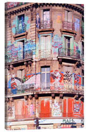 Obraz na płótnie House With Graffiti, Paris - Jones &amp; Shimlock