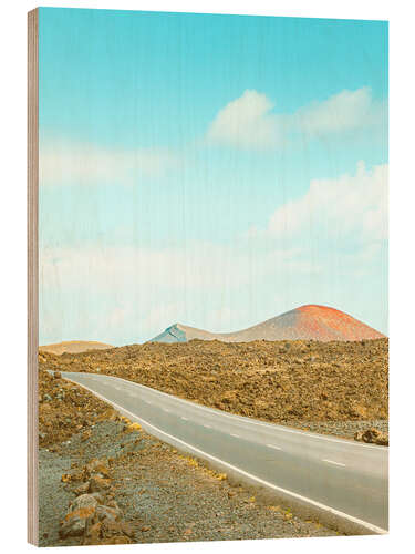 Quadro de madeira Road through the lava landscape of Lanzarote