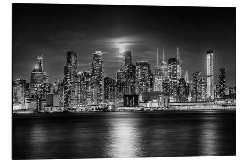 Stampa su alluminio Full moon over the Midtown Manhattan skyline