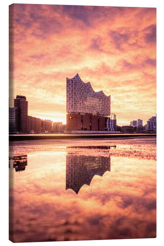 Canvas-taulu Elbhilharmonie Hamburg at sunrise