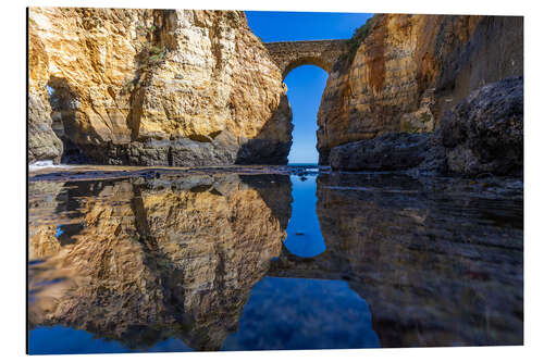 Alubild Steinbrücke über Praia da Caldeira, Algarve, Portugal
