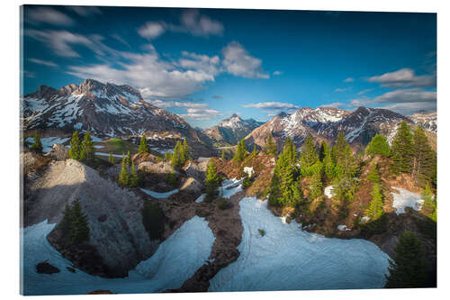 Akryylilasitaulu Spring in Lech with a view of Biberkopf