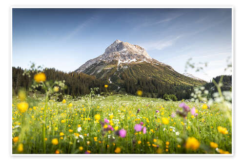 Juliste Omeshorn in Lech with flowers