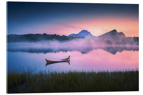 Stampa su vetro acrilico Lake with canoe in Lofoten during sunset