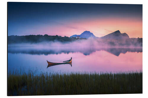 Alubild See mit Kanu auf den Lofoten während Sonnenuntergang