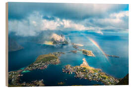 Cuadro de madera Reinebringen with rainbow in Lofoten - Lucas Tiefenthaler