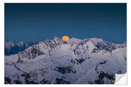 Selvklebende plakat Moonrise in the Alps