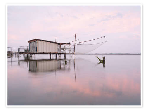 Poster Fisherman's house on a lake in Italy at sunrise