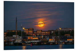 Alubild Vollmond geht über einem modernen Haus auf - George Pachantouris