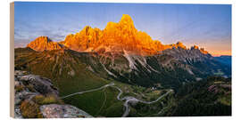 Holzbild Alpenglühen über der Pale San Martino in den Dolomiten - Achim Thomae