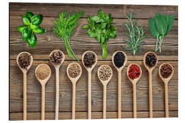 Alubild Frische Kräuter und bunte Gewürze auf Holz - Thomas Klee