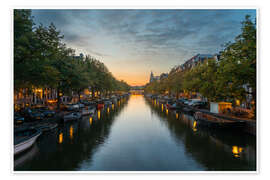 Poster Romantischer Abend auf einem Amsterdamer Kanal - George Pachantouris