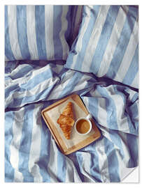 Wandsticker Sonntag im Bett mit Kaffee und Croissant - Ohkimiko