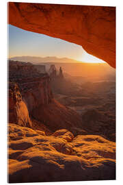 Acrylglasbild Mesa Arch bei Sonnenaufgang, Canyonlands, USA - Martin Podt