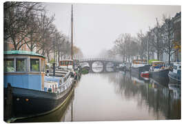 Leinwandbild Ruhiges Wasser auf dem Amsterdamer Kanal - George Pachantouris