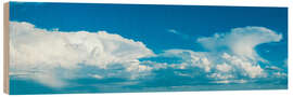 Holzbild Cumuluswolken und blauer Himmel