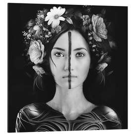 Alubild Frau mit Blumenkopfschmuck